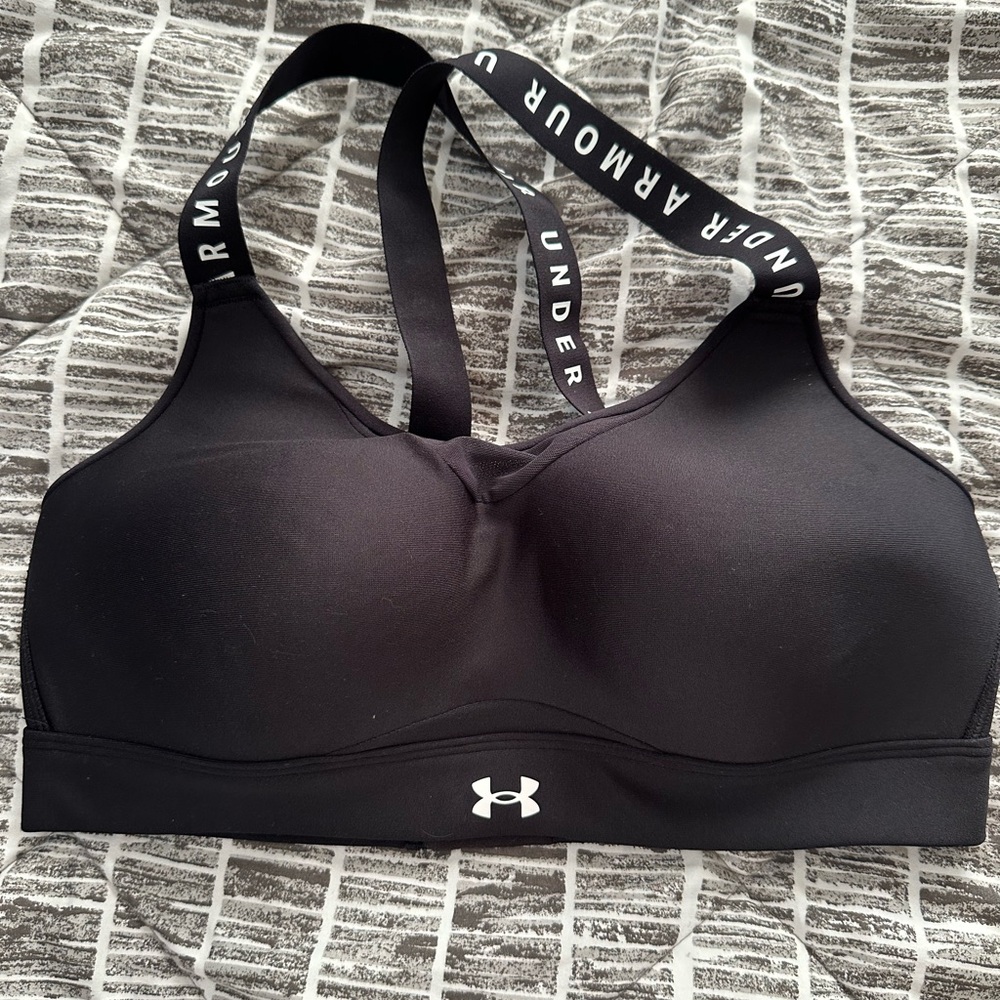 NWOT size large under armour sports bra